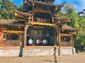 HOT TOUR 2025 -TRƯƠNG GIA GIỚI – PHƯỢNG HOÀNG CỔ TRẤN 5N4Đ