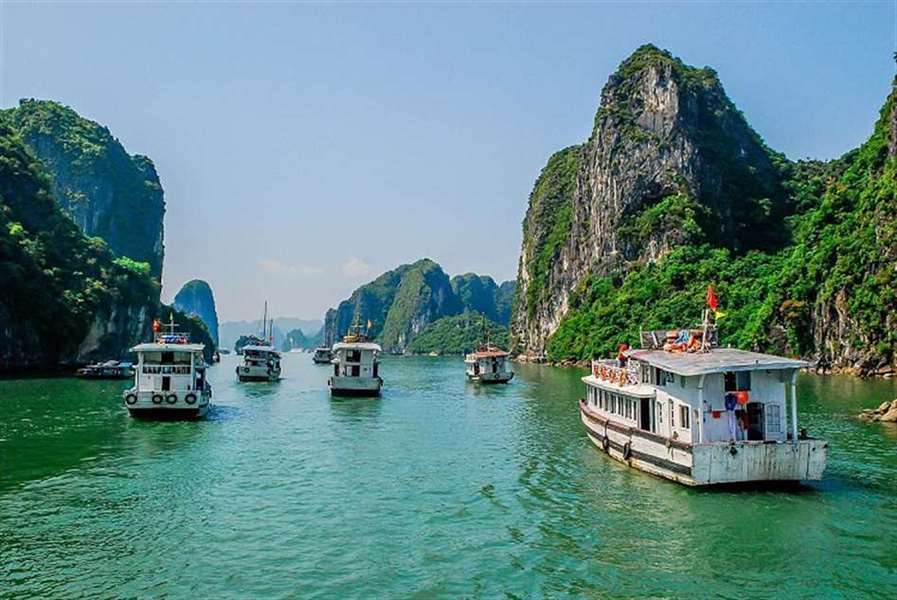 Đặt tour du lịch Hạ Long