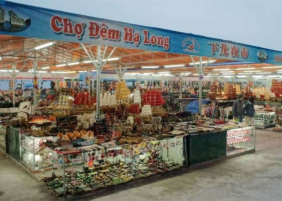 Chợ đêm Hạ Long