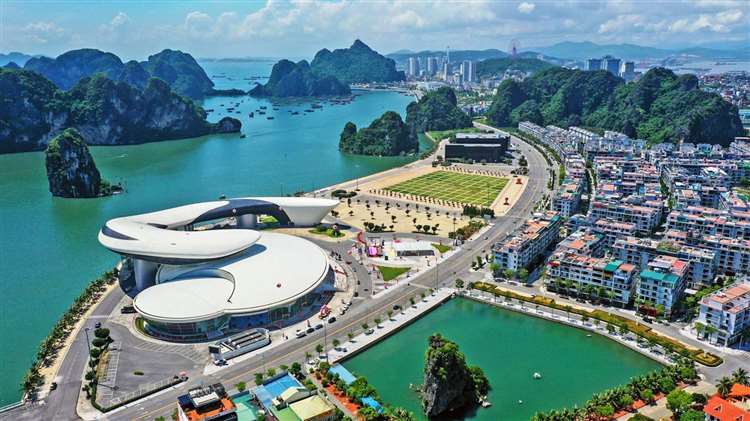 Quảng Ninh có mấy thành phố?